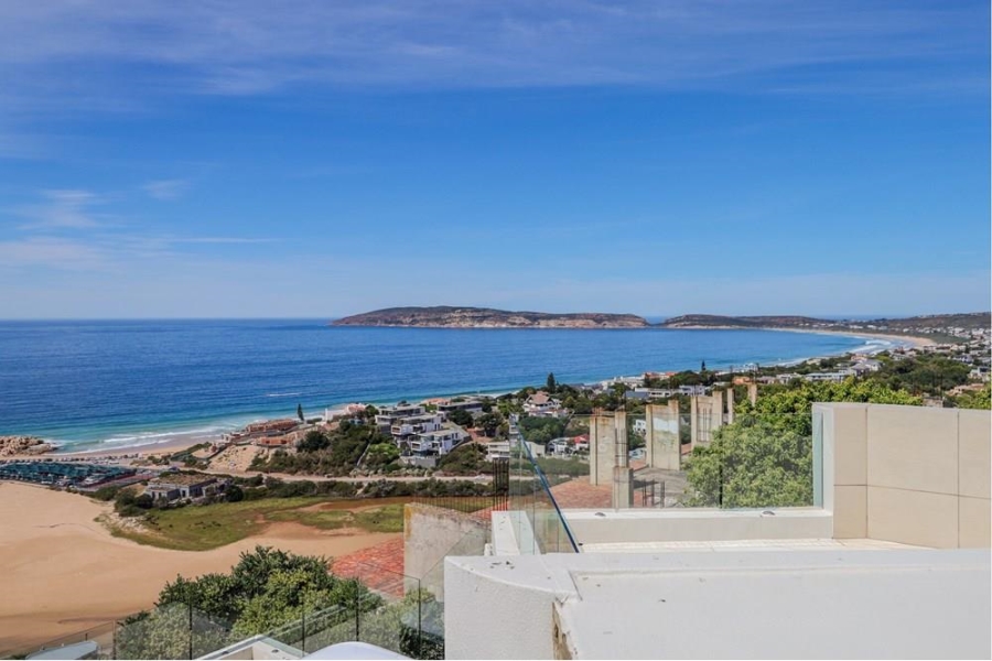 3 Bedroom Property for Sale in Signal Hill Western Cape